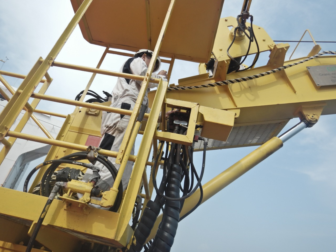 Crane Inspection & Test – PT. SEGARA PERMAI